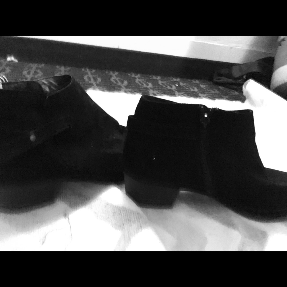 Closed Ankle boot heels